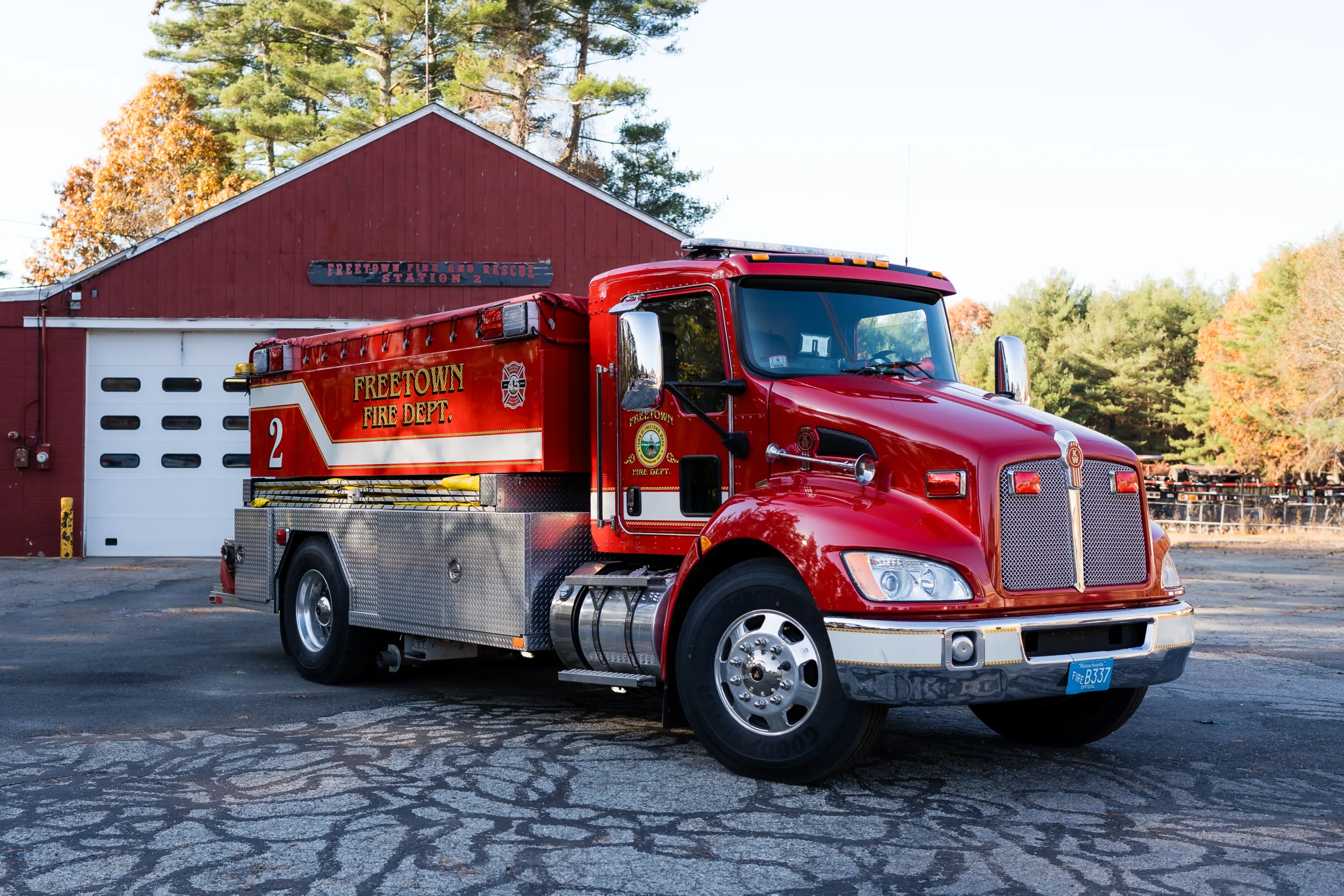 Fire Engine 2 in front of Freetown Fire Station 2